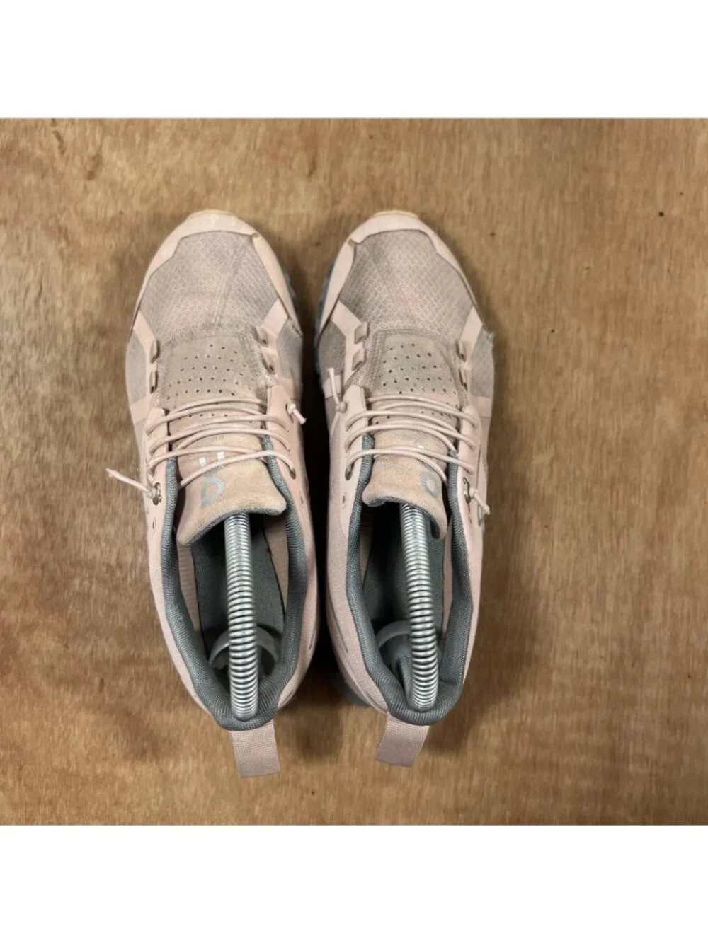 On Cloud Women Size 6 Pink Road Running Shoes  Athletic Gym Training